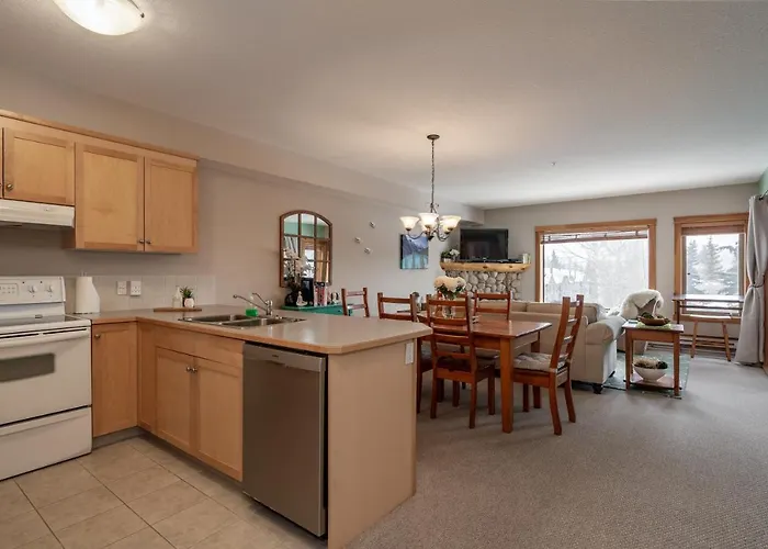 Fenwick Vacation Rental Open Hot Tub Glorious Mountain 2 Bedroom